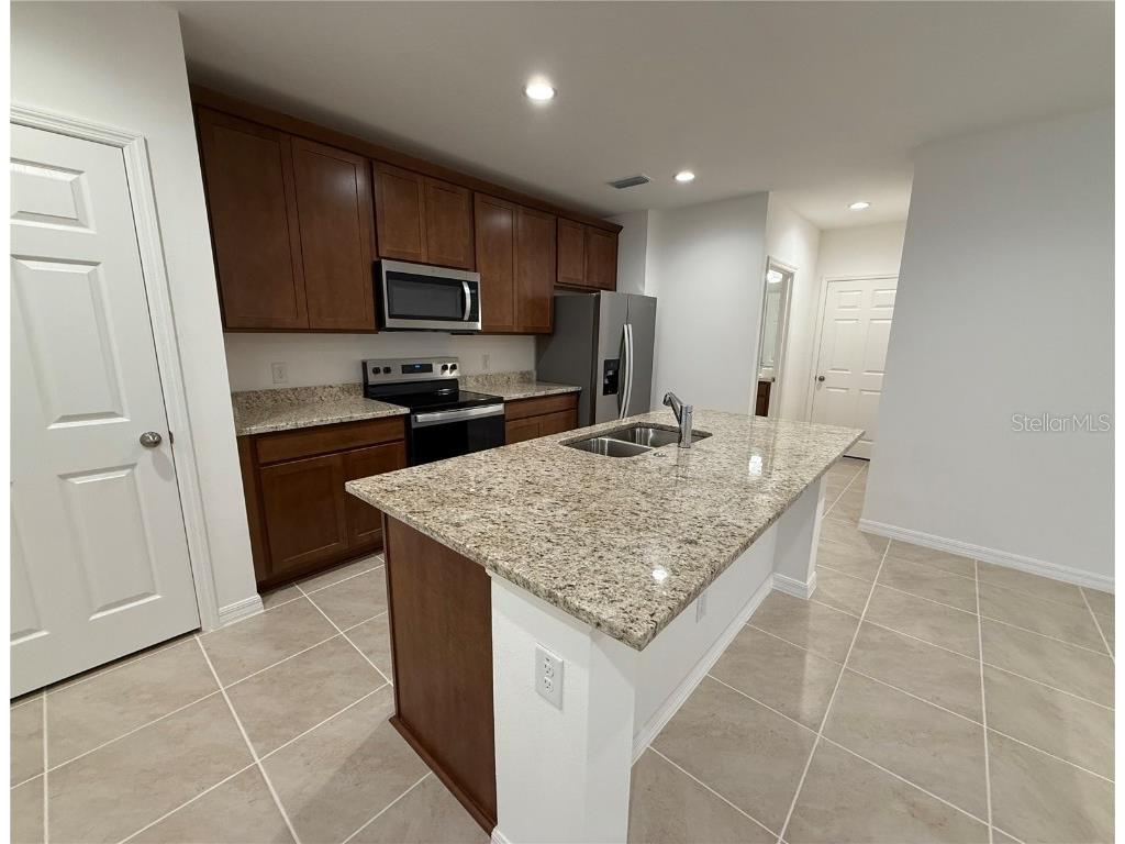 215 Glass Onion Drive Howey In The Hills FL 34737 G5106243 image6