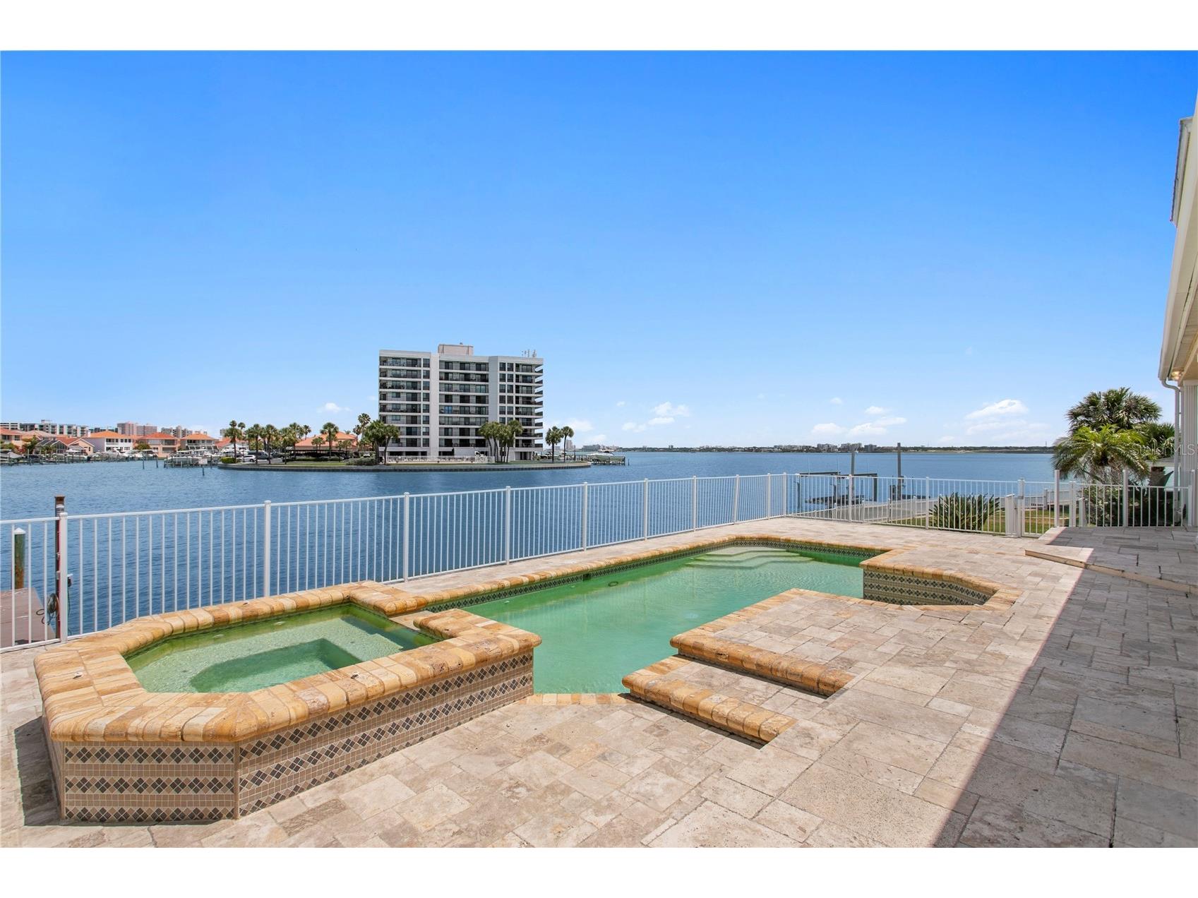 215 Harrison Avenue Belleair Beach FL 33786 - CLEARWATER HARBOR TB8502384 image48