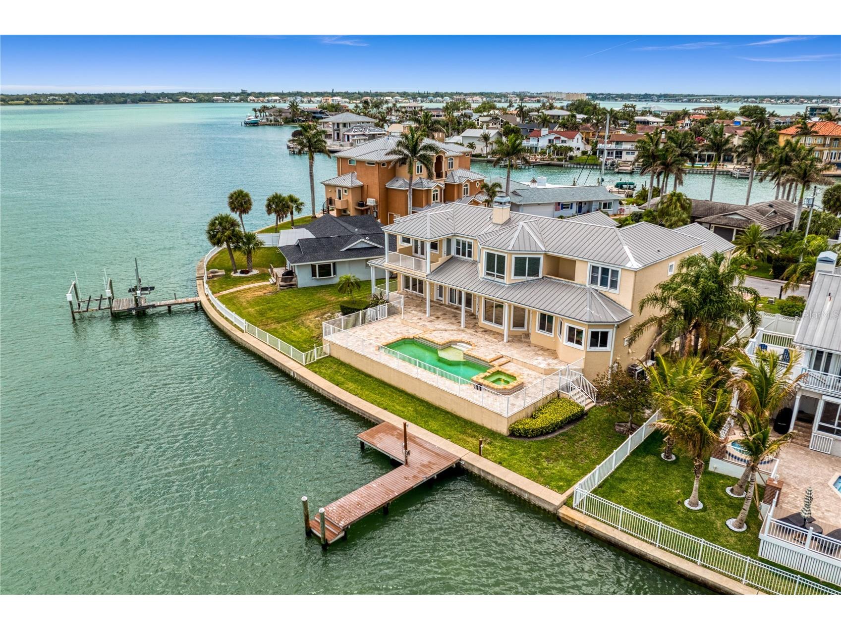 215 Harrison Avenue Belleair Beach FL 33786 - CLEARWATER HARBOR TB8502384 image5
