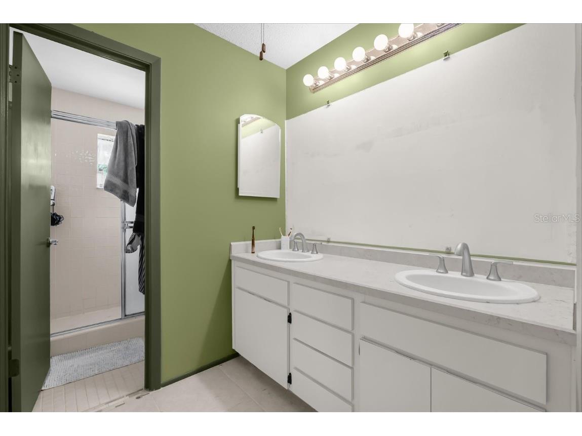 215 Heron Bay Circle Lake Mary FL 32746 V4945526 image12