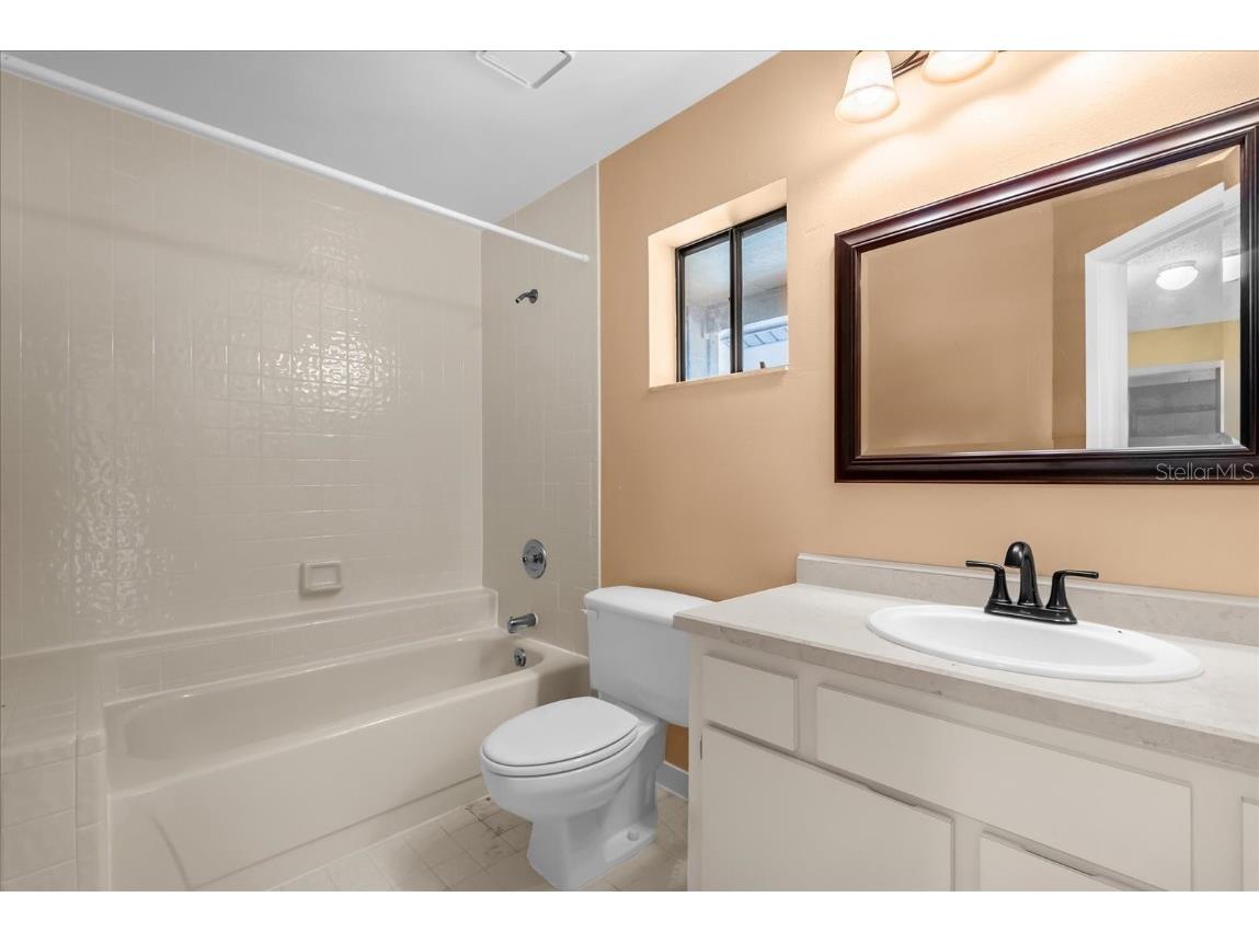 215 Heron Bay Circle Lake Mary FL 32746 V4945526 image17