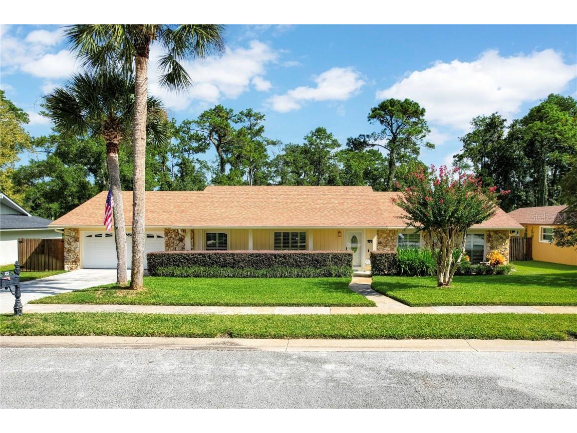 215 Hickory Drive Longwood FL 32779 - LAKE BRANTLEY O6238447 image1