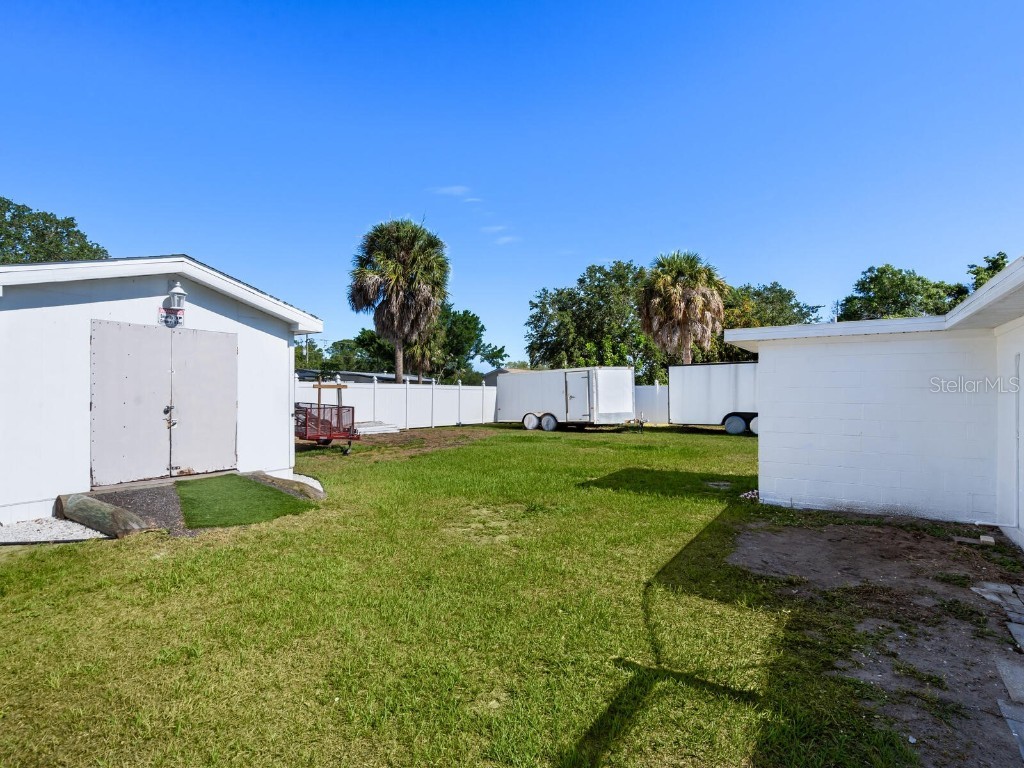 215 Jessica Street N, Nokomis, FL, 34275 | MLS: A4613698 | Edina Realty