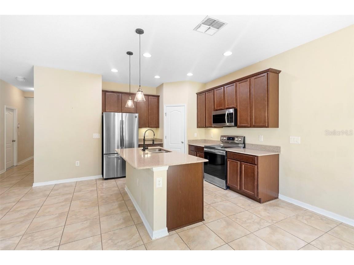 215 Lakeshore Drive Davenport FL 33837 O6322669 image4