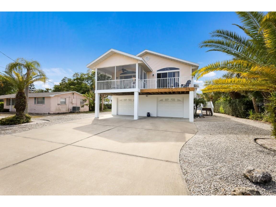 215 Lakeview Drive Anna Maria FL 34216 A4602284 image1