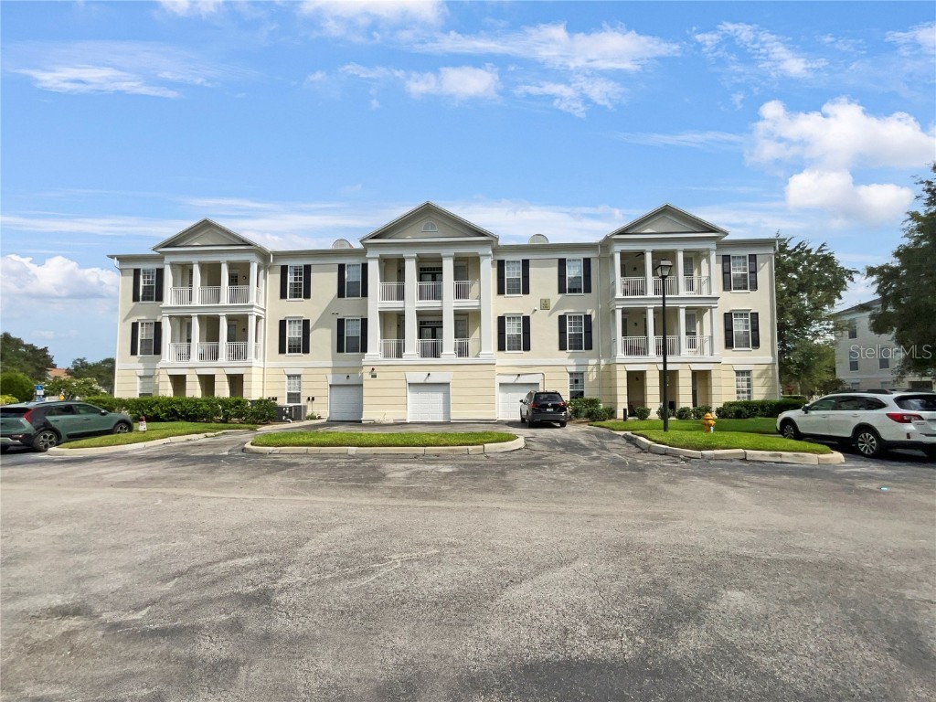 215 Longview Avenue #305 Kissimmee FL 34747 O6221998 image1