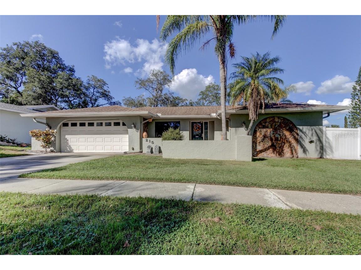 215 Meadowcross Drive Safety Harbor FL 34695 W7850140 image1