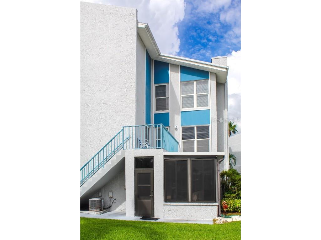 215 Medallion Boulevard #G Madeira Beach FL 33708 - BOCA CIEGA BAY O6314450 image1