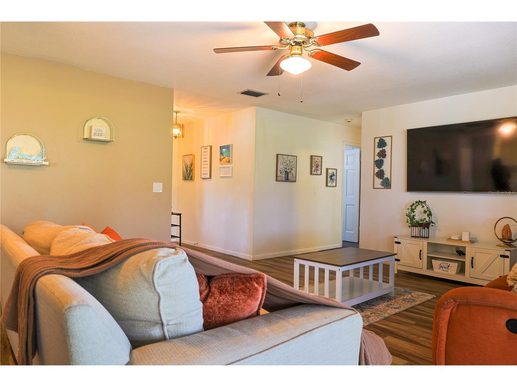 215 Morningside Drive Valrico FL 33594 TB8485689 image19