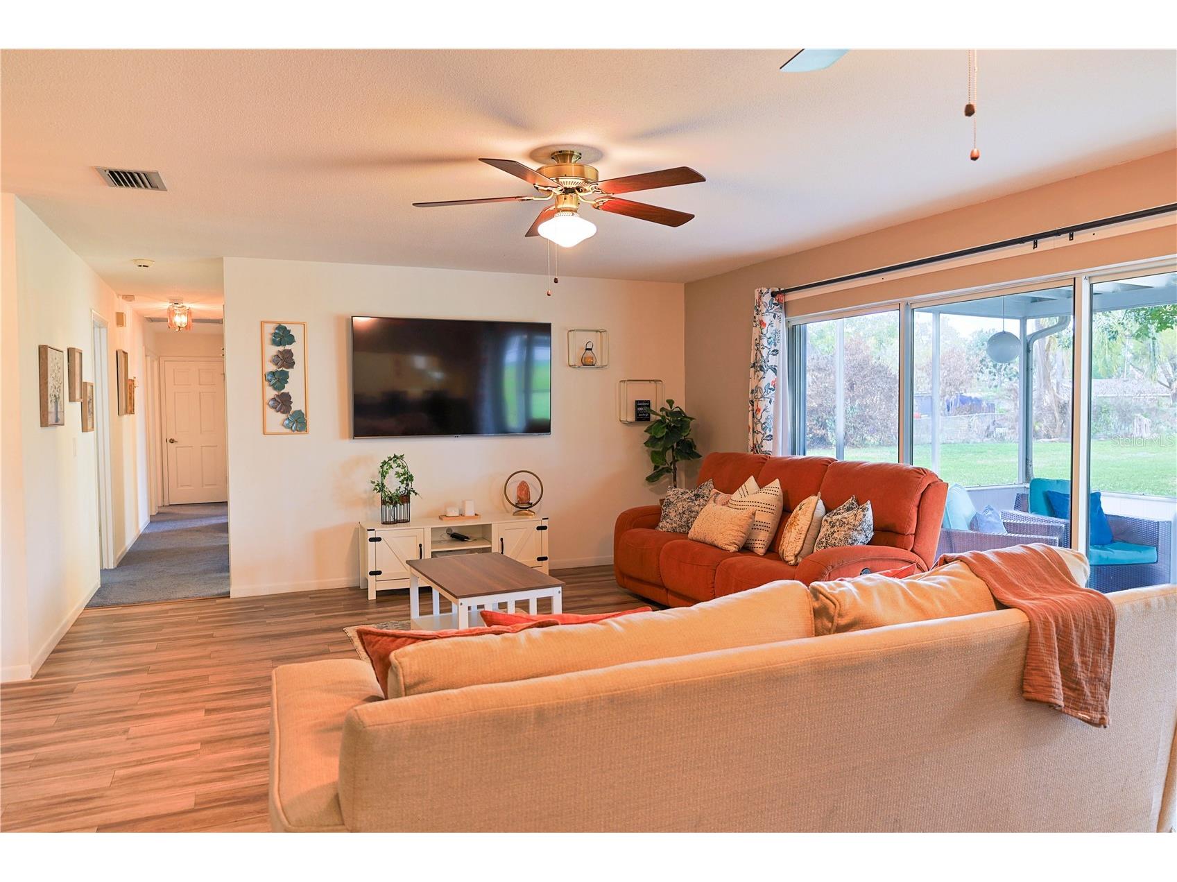 215 Morningside Drive Valrico FL 33594 TB8485689 image21