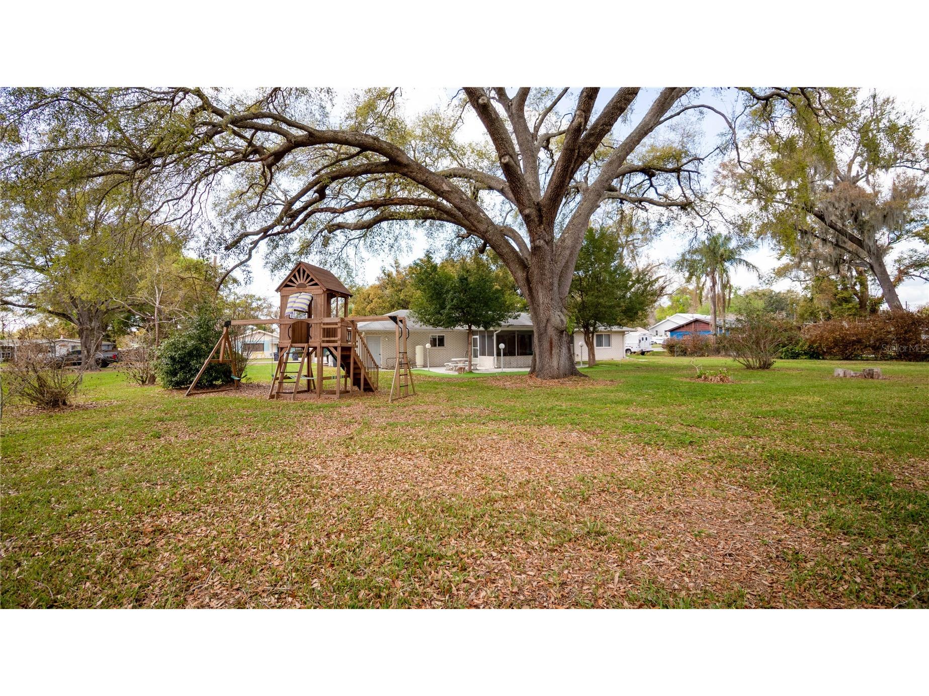 215 Morningside Drive Valrico FL 33594 TB8485689 image51