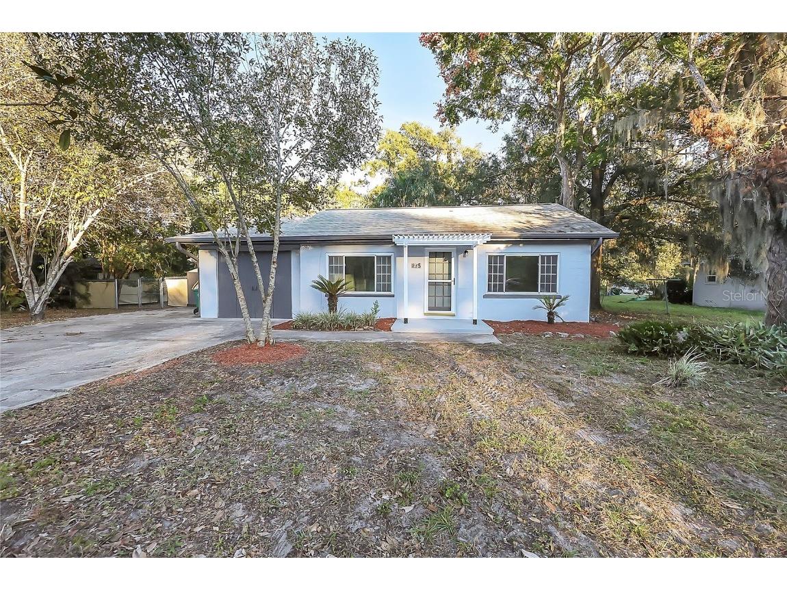 215 N Salisbury Avenue Deland FL 32720 O6360342 image1