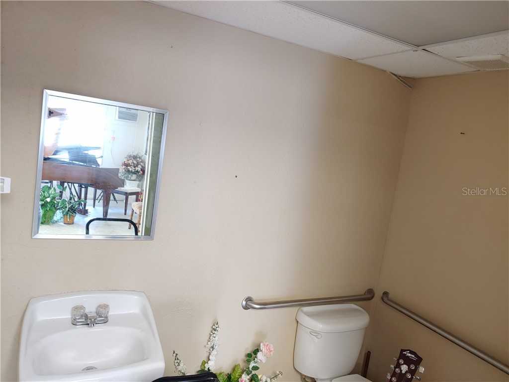 215 N Scenic Highway Frostproof FL 33843 K4901041 image20