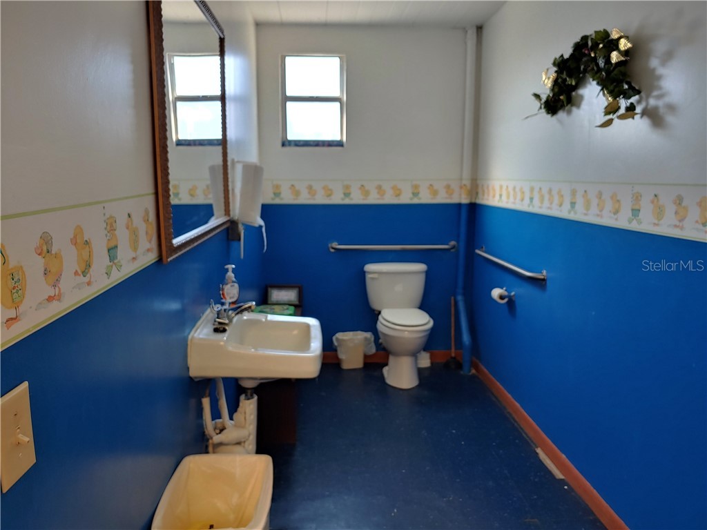 215 N Scenic Highway Frostproof FL 33843 K4901041 image23