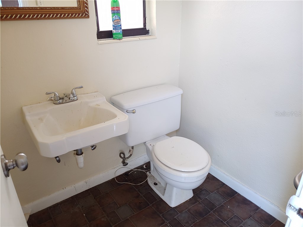 215 N Scenic Highway Frostproof FL 33843 K4901041 image33