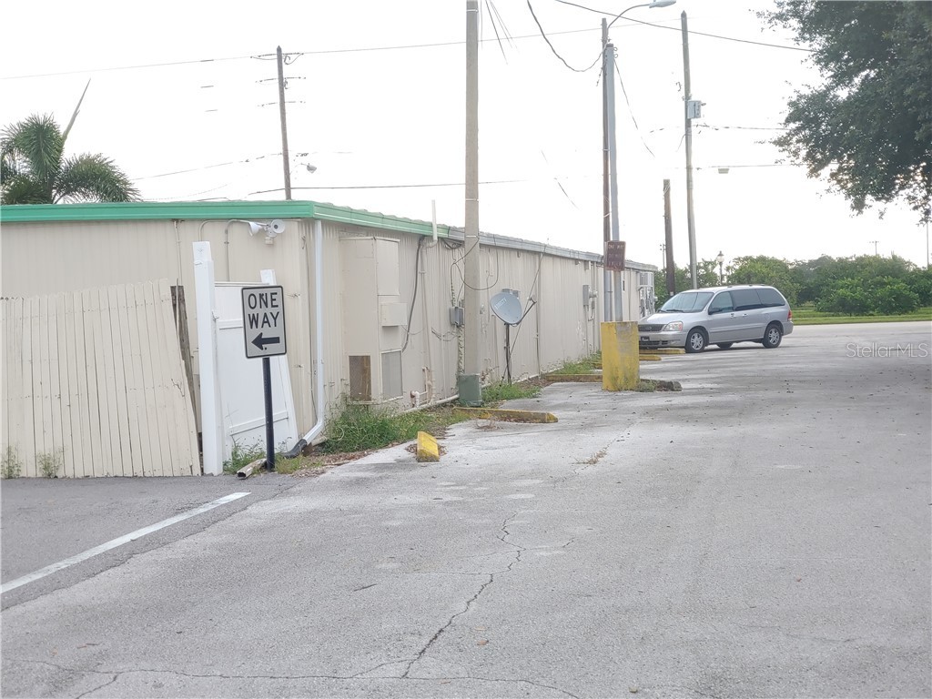 215 N Scenic Highway Frostproof FL 33843 K4901041 image6