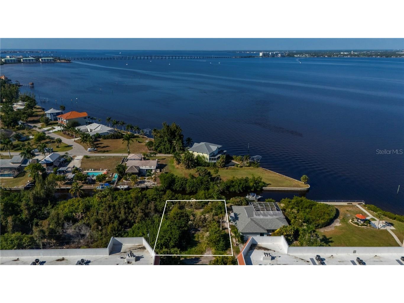 215 Orchid Drive Punta Gorda FL 33950 C7518177 image1