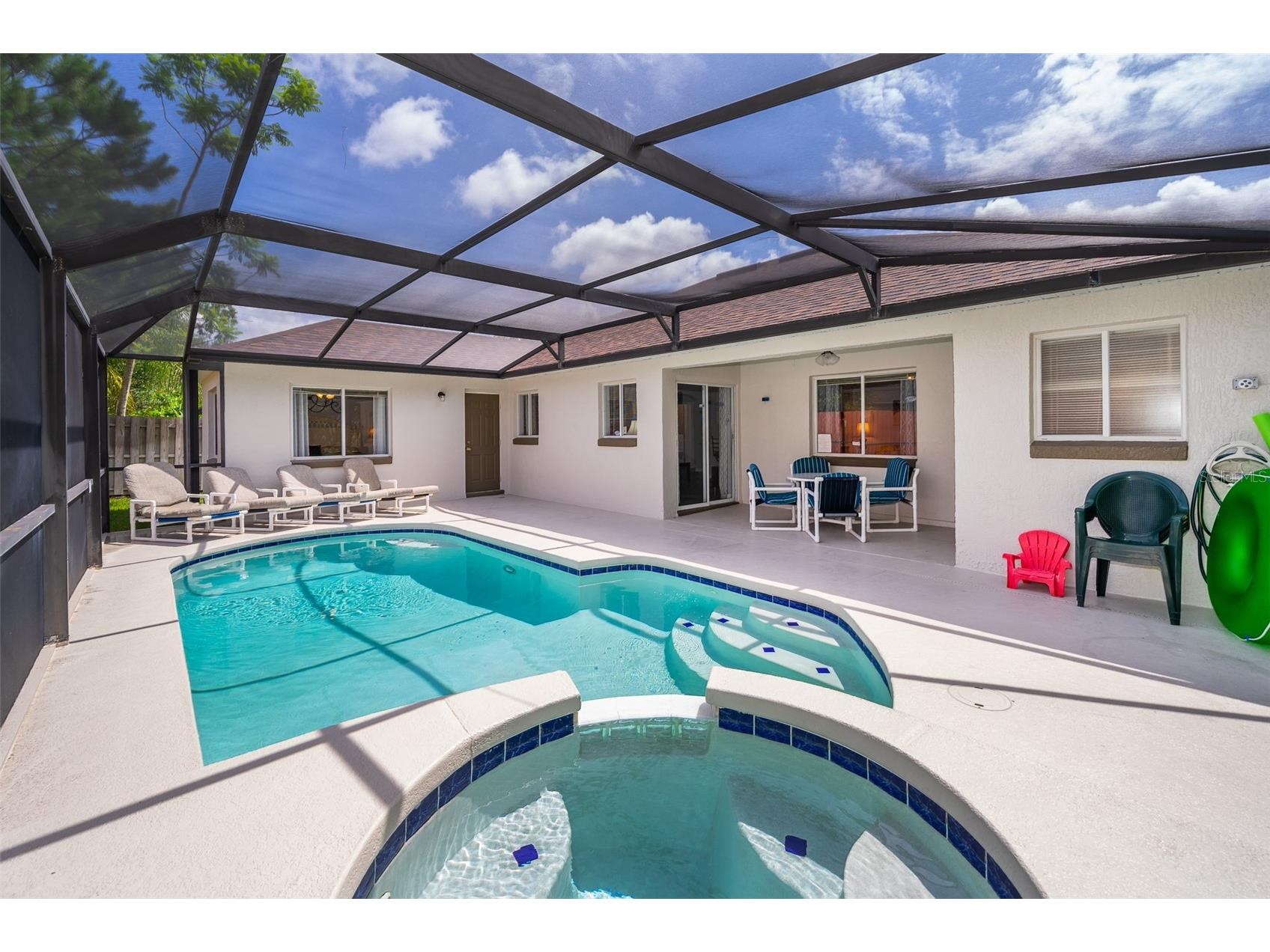 215 Paradise Woods Place Davenport FL 33896 S5151529 image2