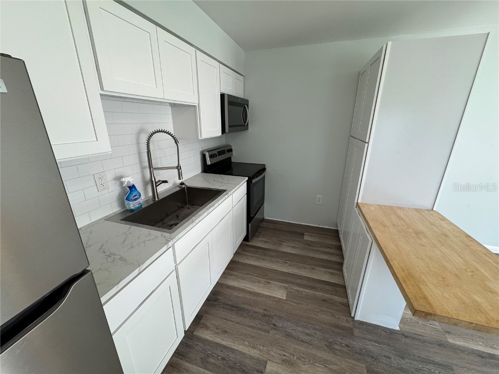 215 Park Boulevard S #B Venice FL 34285 N6142202 image3