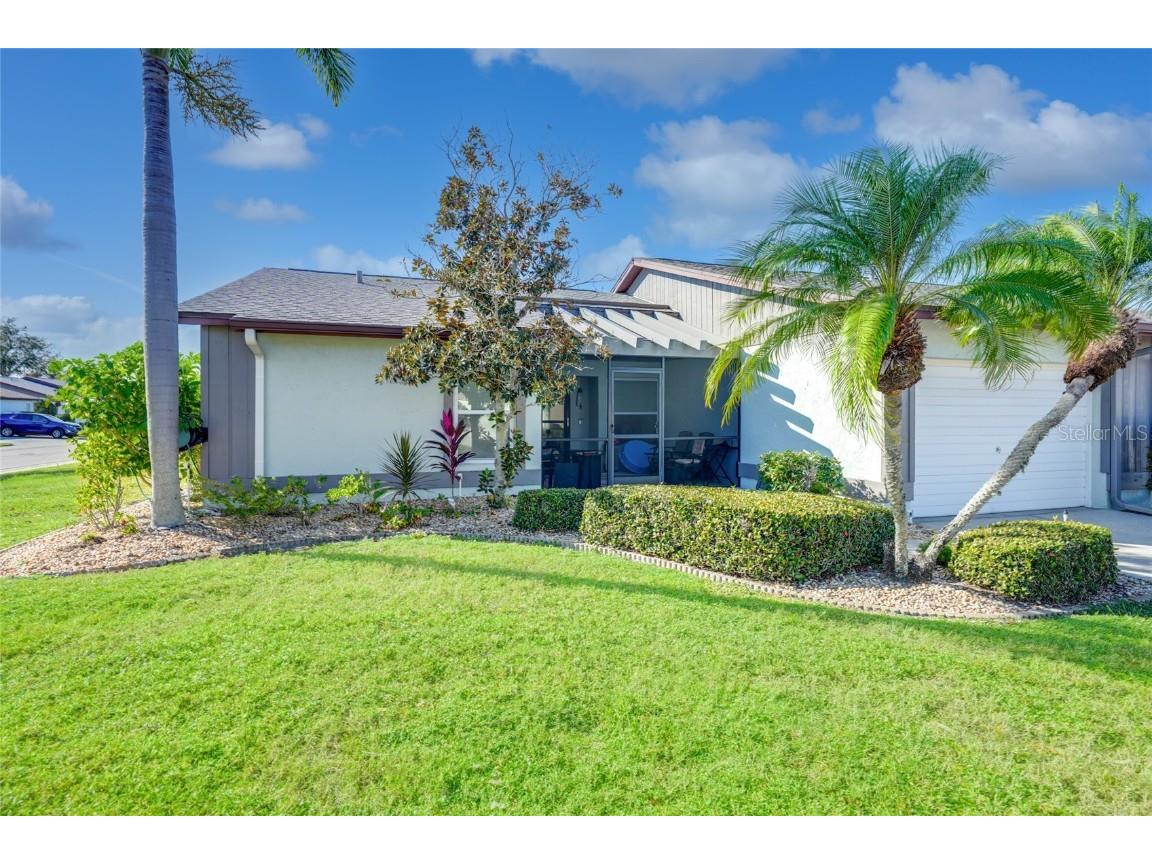 215 Persimmon Street #52 Englewood FL 34223 C7516915 image1