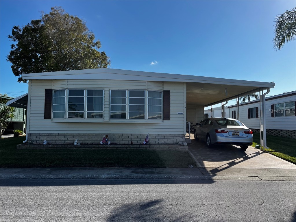 215 Red Maple Drive Palm Harbor FL 34684 U8189452 image1