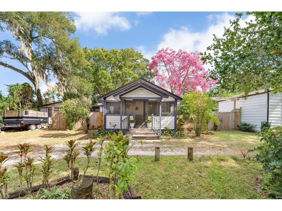 215 Ridgewood Avenue Brandon FL 33510 T3482806 image1