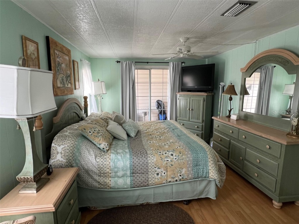 215 Royal Palm Circle Largo FL 33778 TB8444011 image18