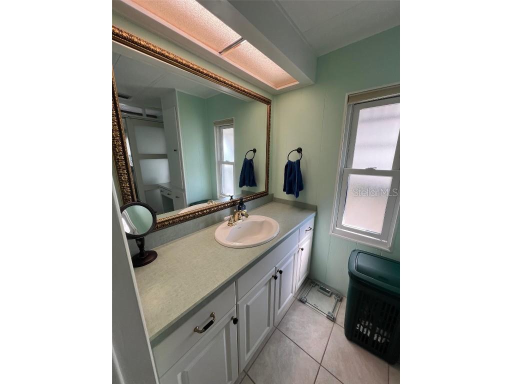 215 Royal Palm Circle Largo FL 33778 TB8444011 image23