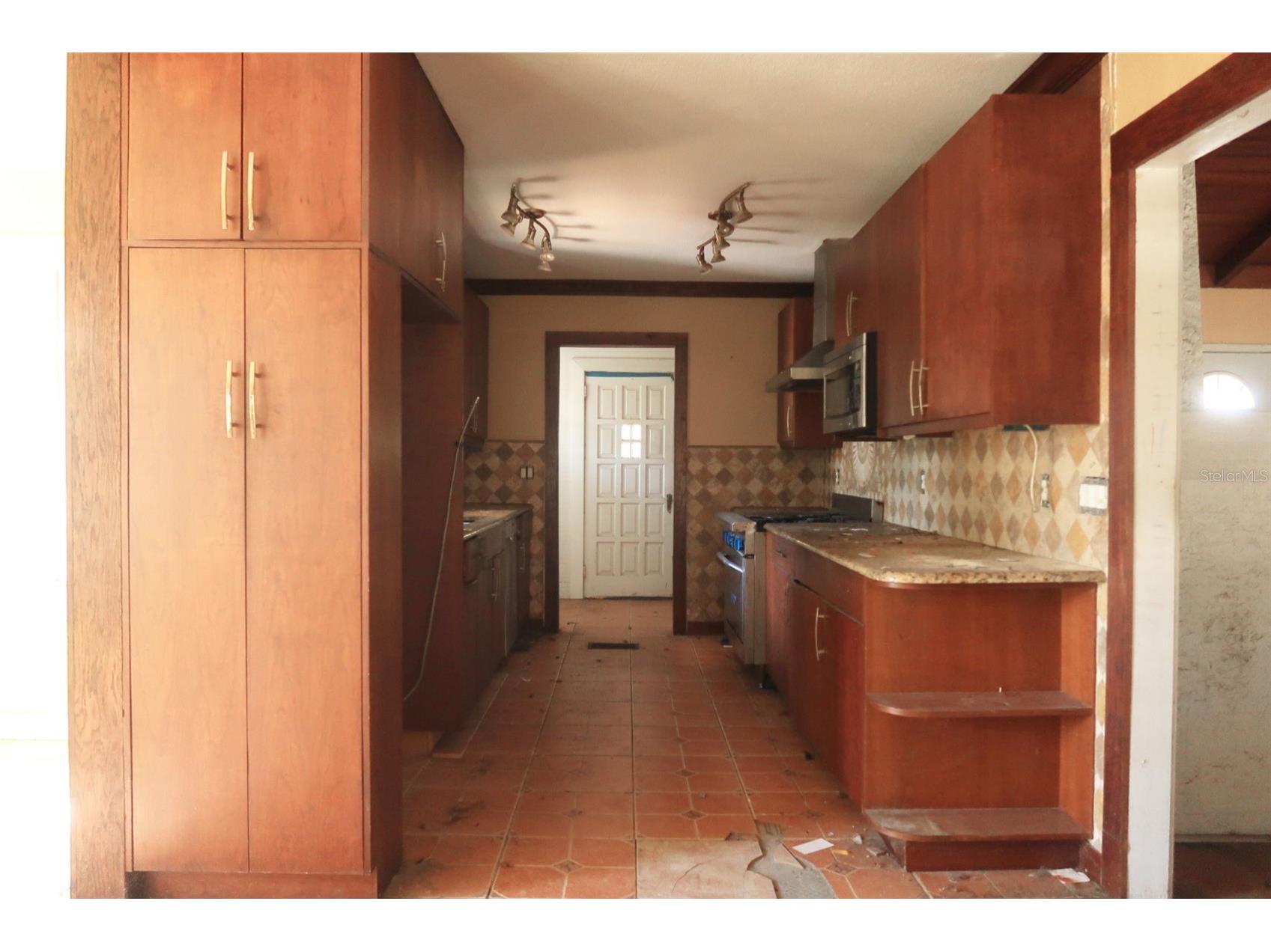 215 S Beverly Avenue Tampa FL 33609 TB8450171 image6