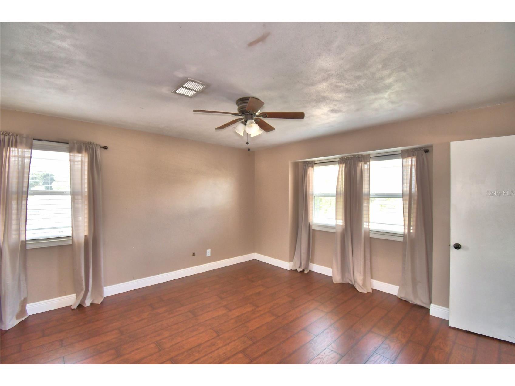 215 S Ilakee Avenue Lake Alfred FL 33850 P4938879 image25