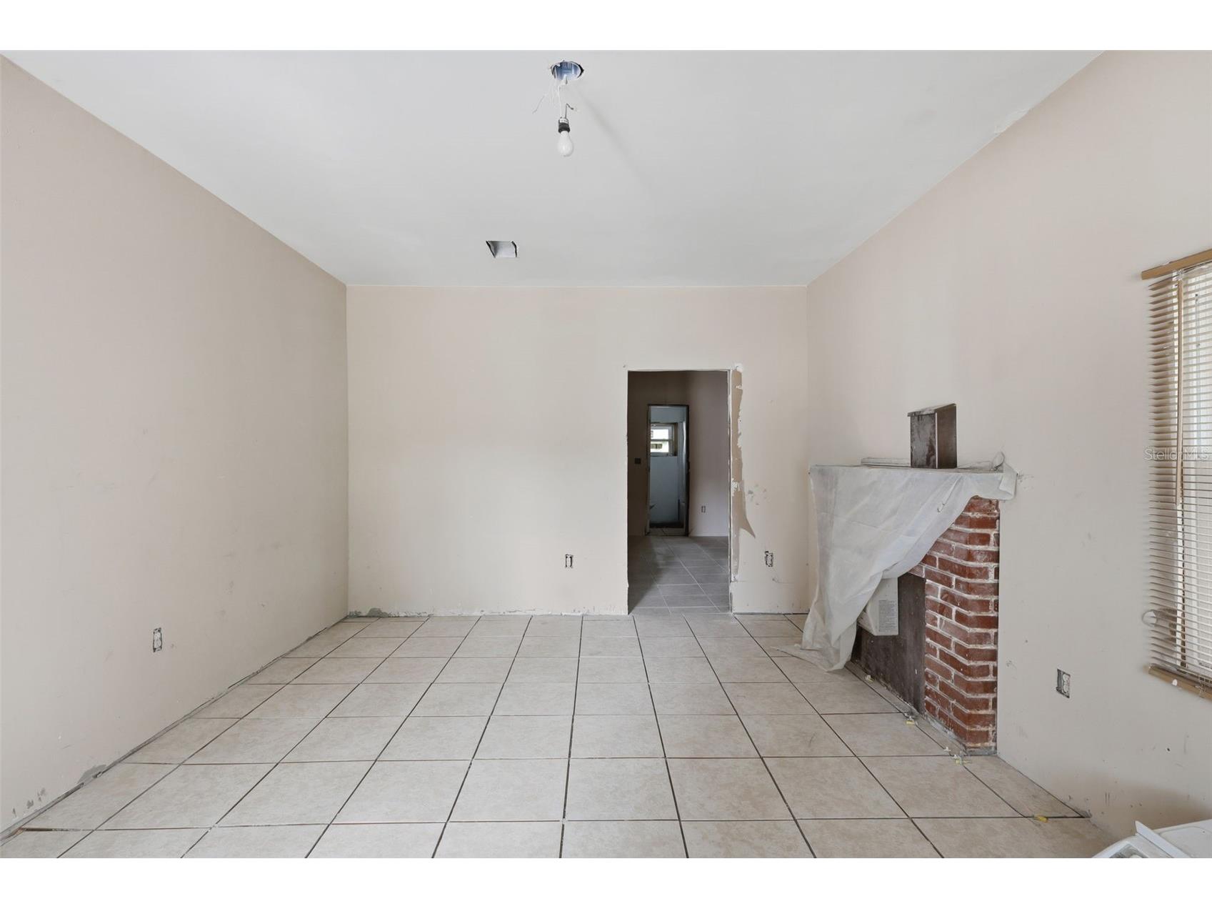 215 S Oleander Avenue Daytona Beach FL 32118 O6410370 image11