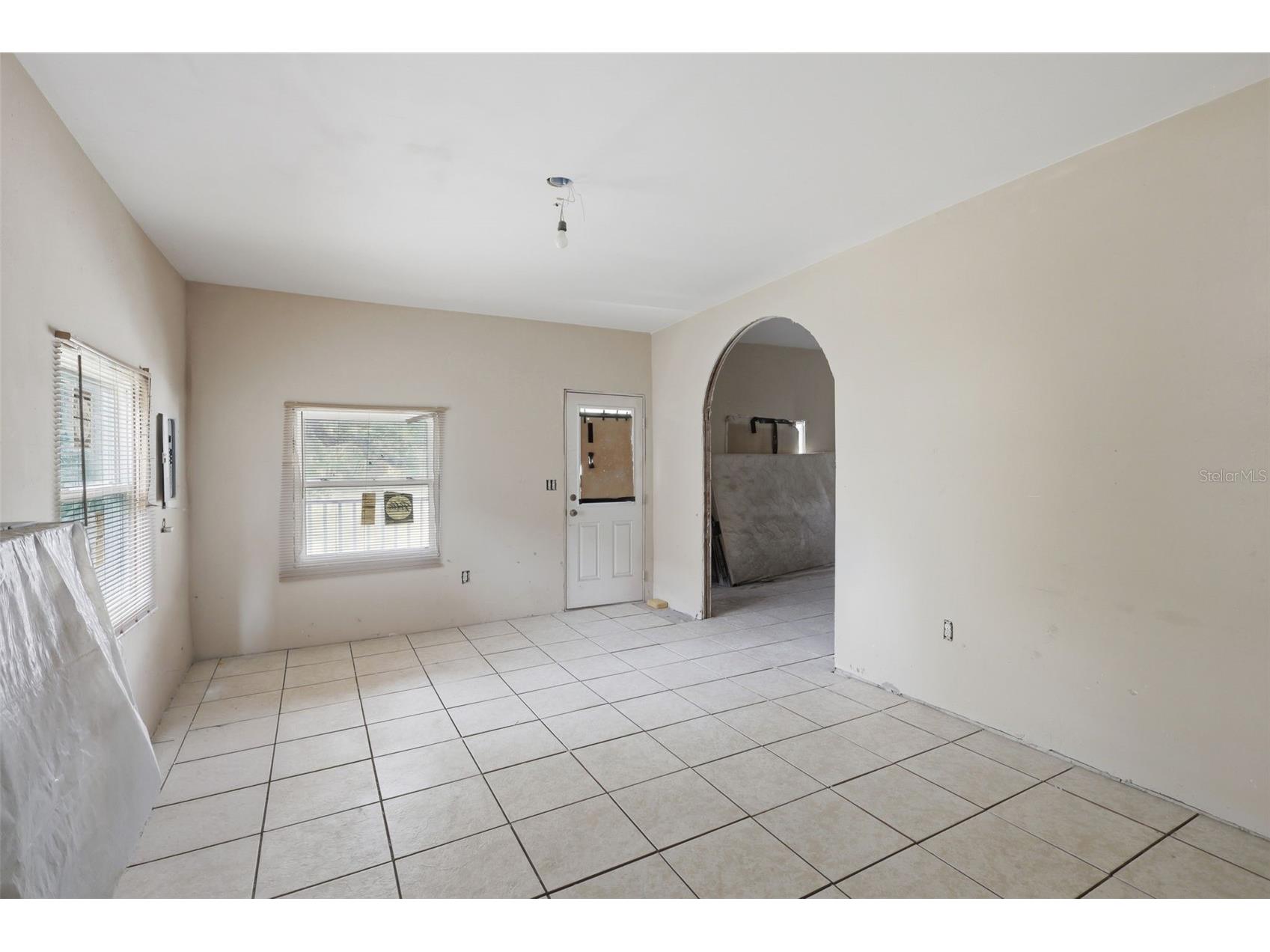 215 S Oleander Avenue Daytona Beach FL 32118 O6410370 image12