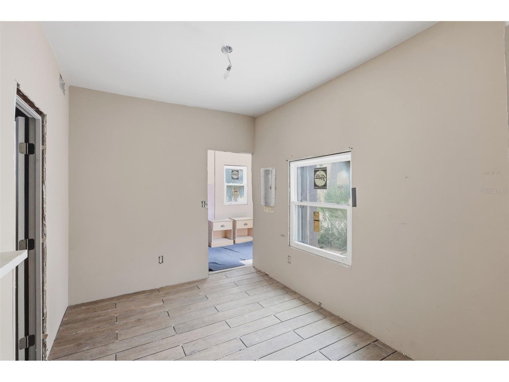 215 S Oleander Avenue Daytona Beach FL 32118 O6410370 image21