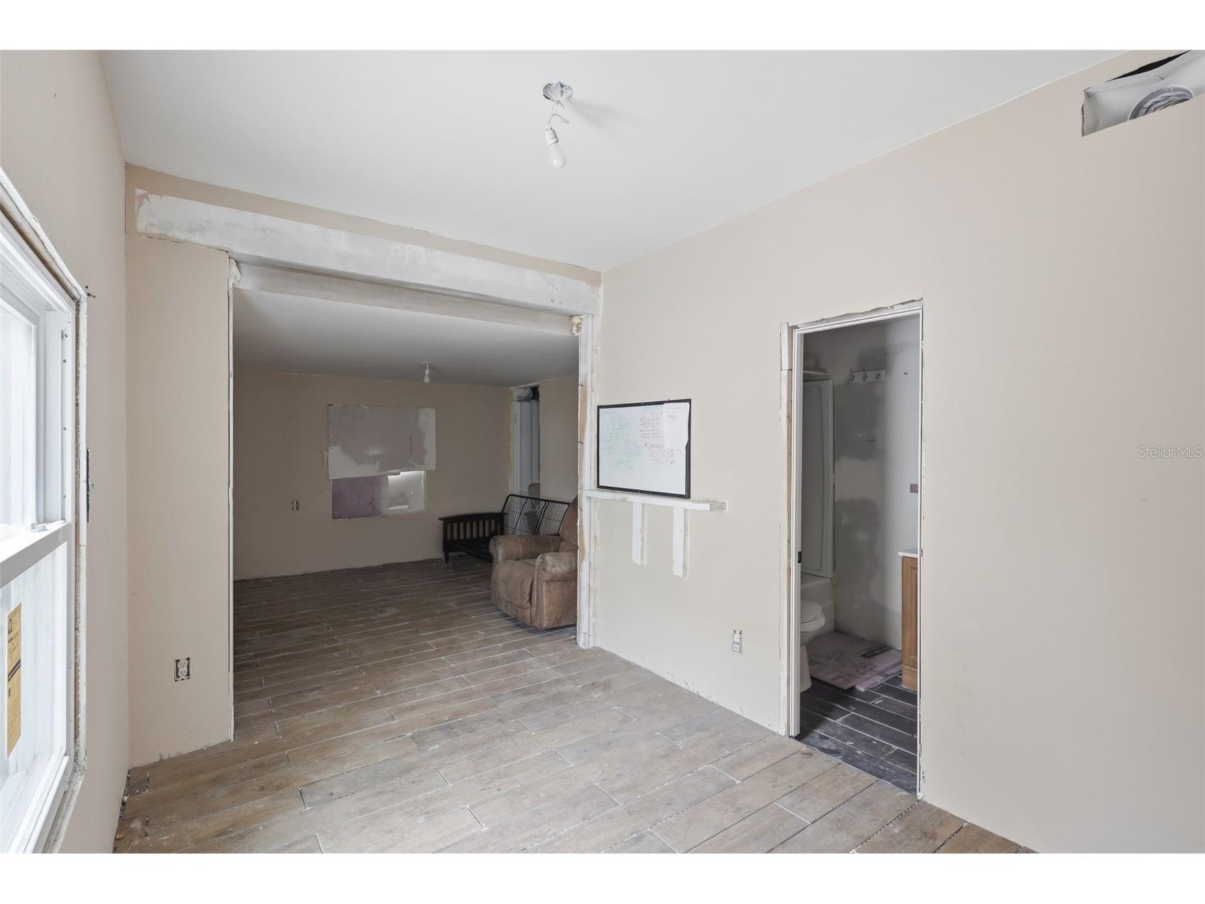 215 S Oleander Avenue Daytona Beach FL 32118 O6410370 image22