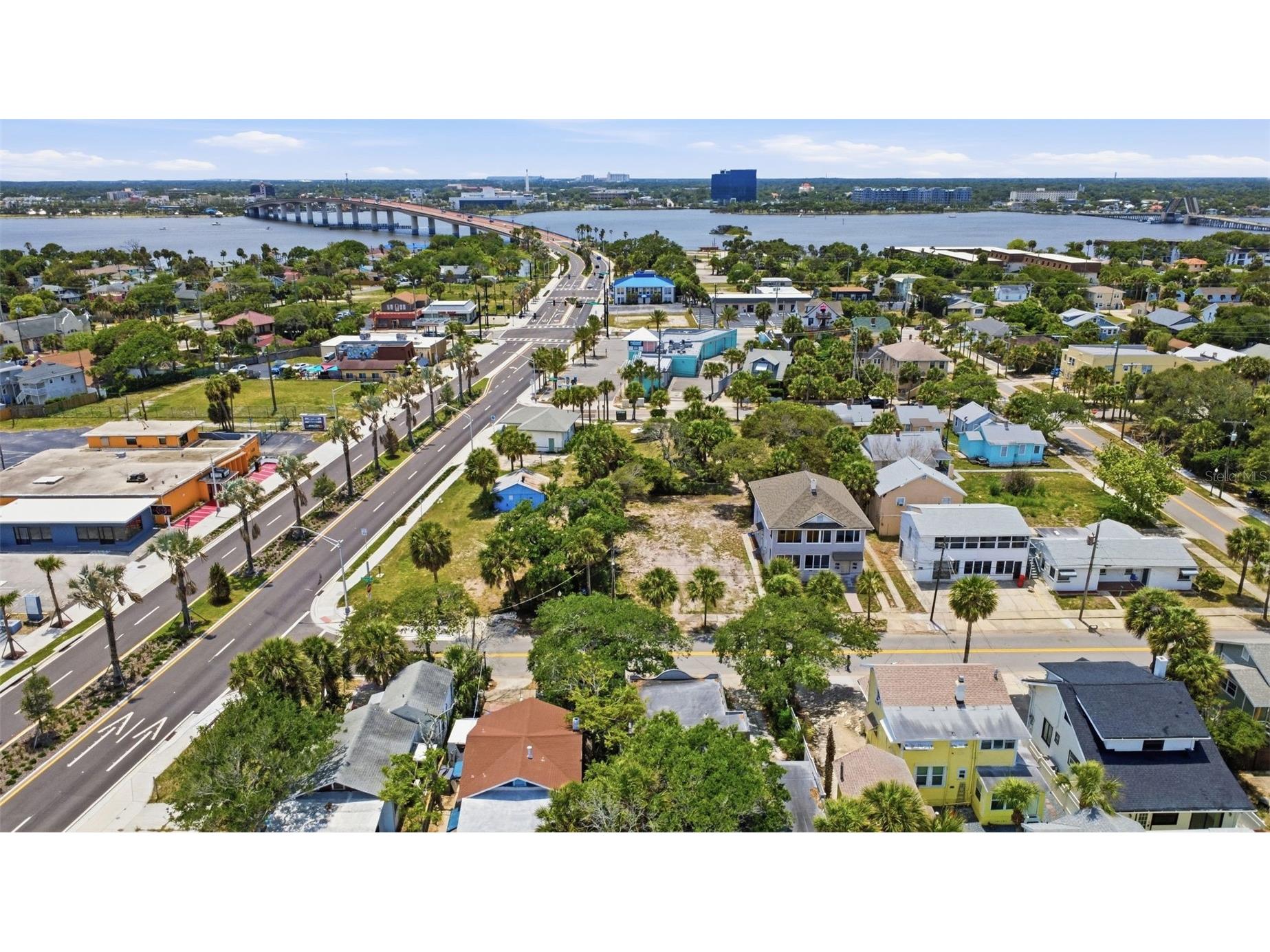 215 S Oleander Avenue Daytona Beach FL 32118 O6410370 image36