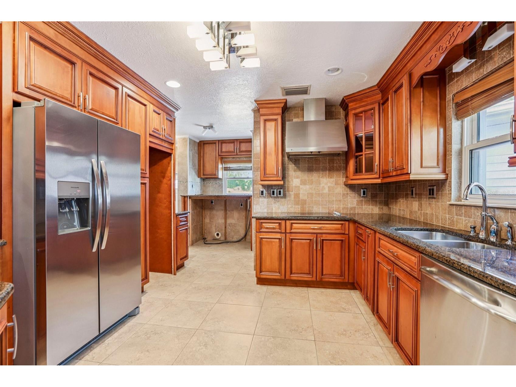 215 S West Shore Boulevard Tampa FL 33609 TB8493721 image16
