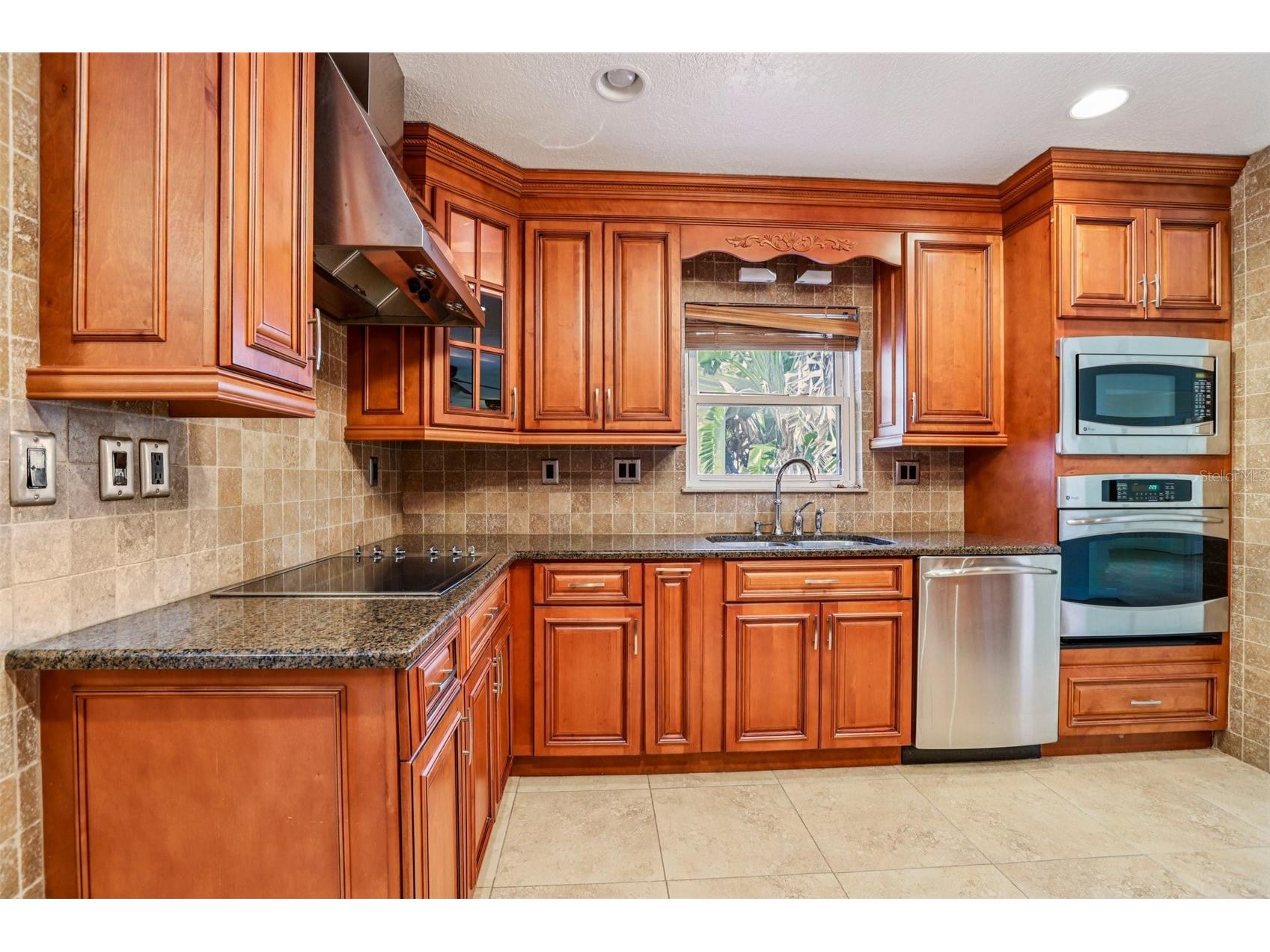 215 S West Shore Boulevard Tampa FL 33609 TB8493721 image18