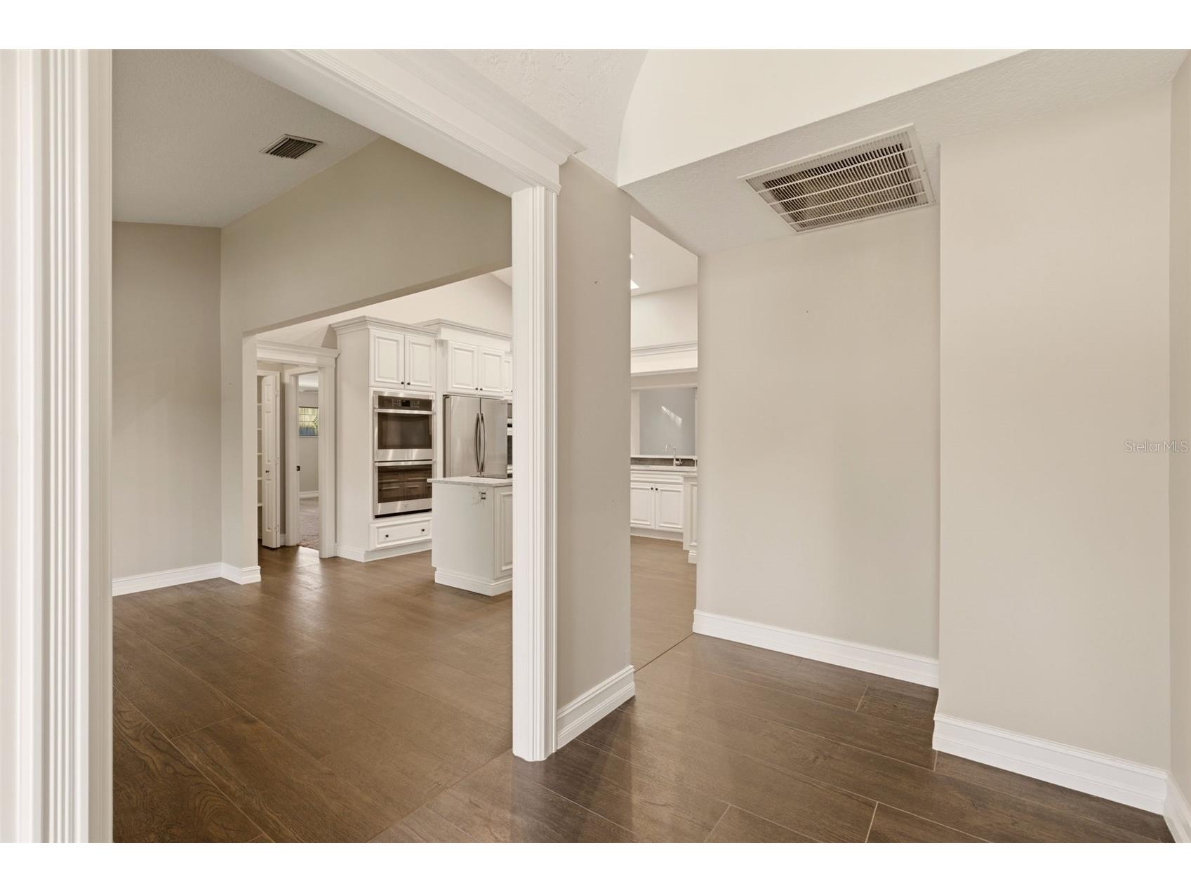 215 Sovereign Court Altamonte Springs FL 32701 O6405829 image8