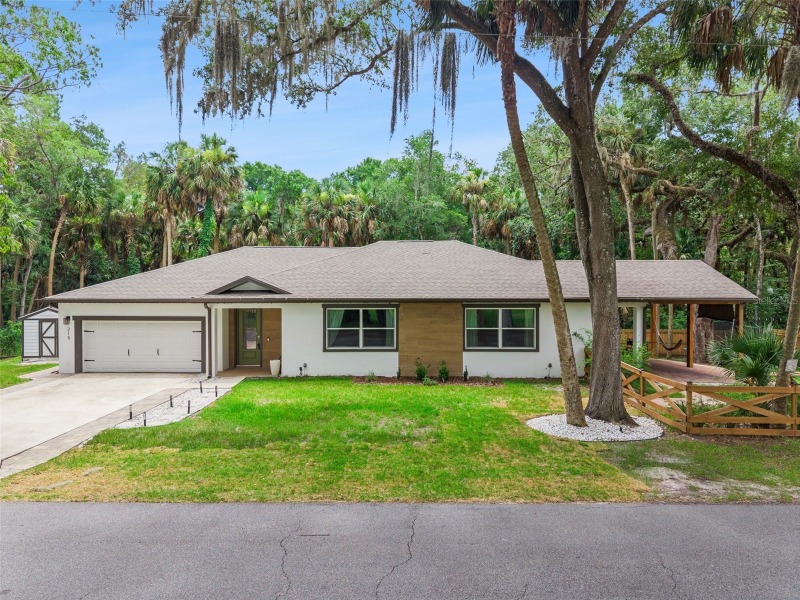 215 Sunrise Boulevard Debary FL 32713 V4949902 image1