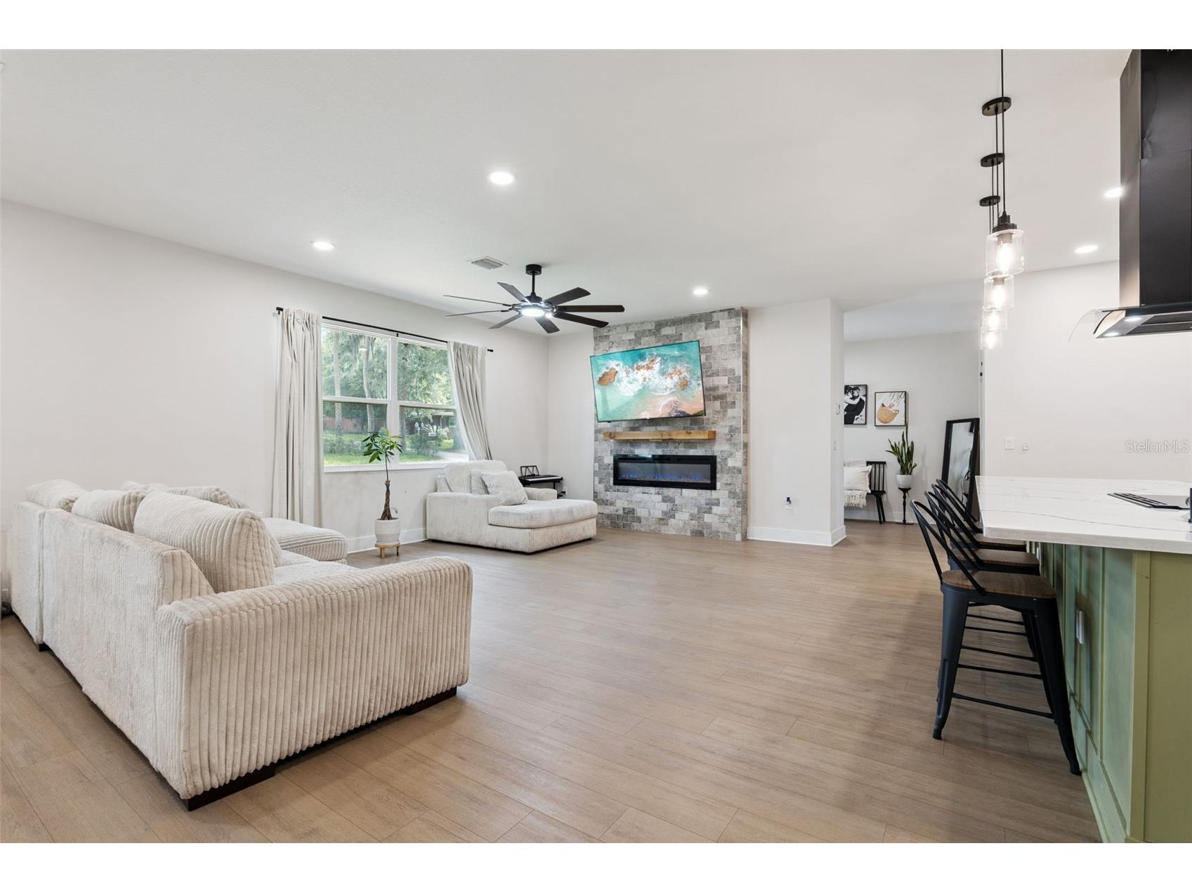 215 Sunrise Boulevard Debary FL 32713 V4949902 image9