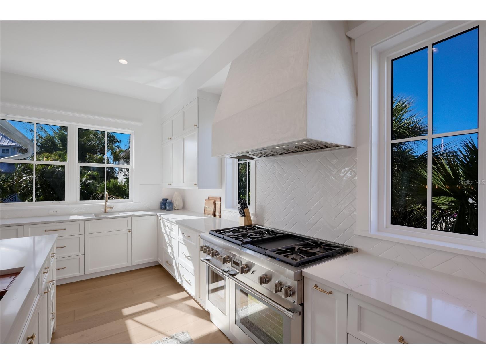 215 Sycamore Avenue Anna Maria FL 34216 A4689780 image21
