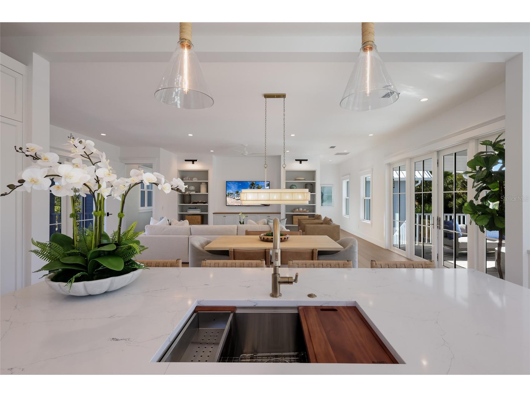 215 Sycamore Avenue Anna Maria FL 34216 A4689780 image22