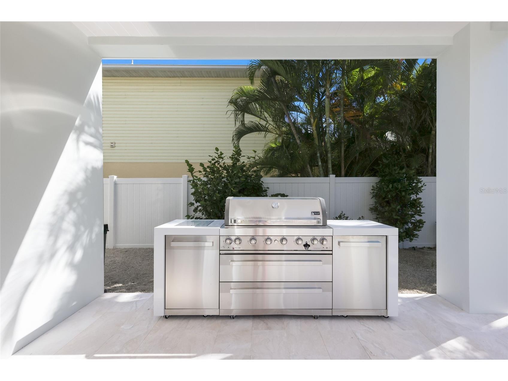 215 Sycamore Avenue Anna Maria FL 34216 A4689780 image57