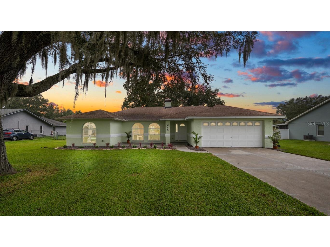 215 Tara Court Lakeland FL 33809 L4948322 image1