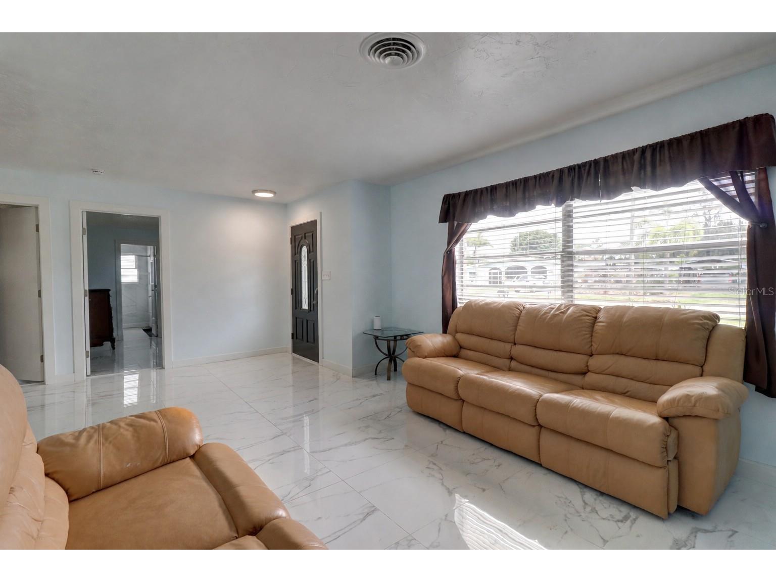 215 Tarpon Way Punta Gorda FL 33950 C7527192 image8