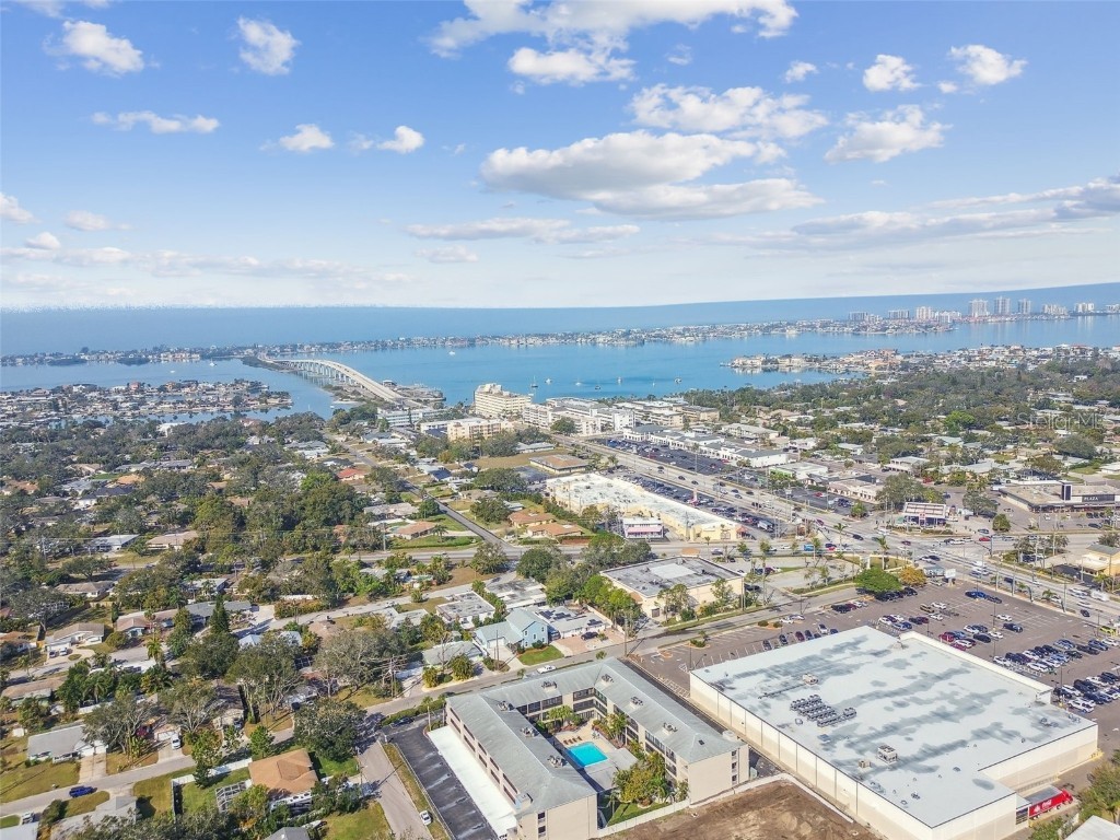 215 Valencia Boulevard #106 Belleair Bluffs FL 33770 TB8345943 image1