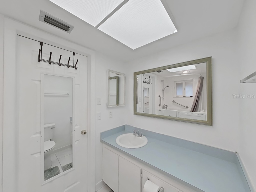 215 Valencia Boulevard #213 Largo FL 33770 TB8398361 image17