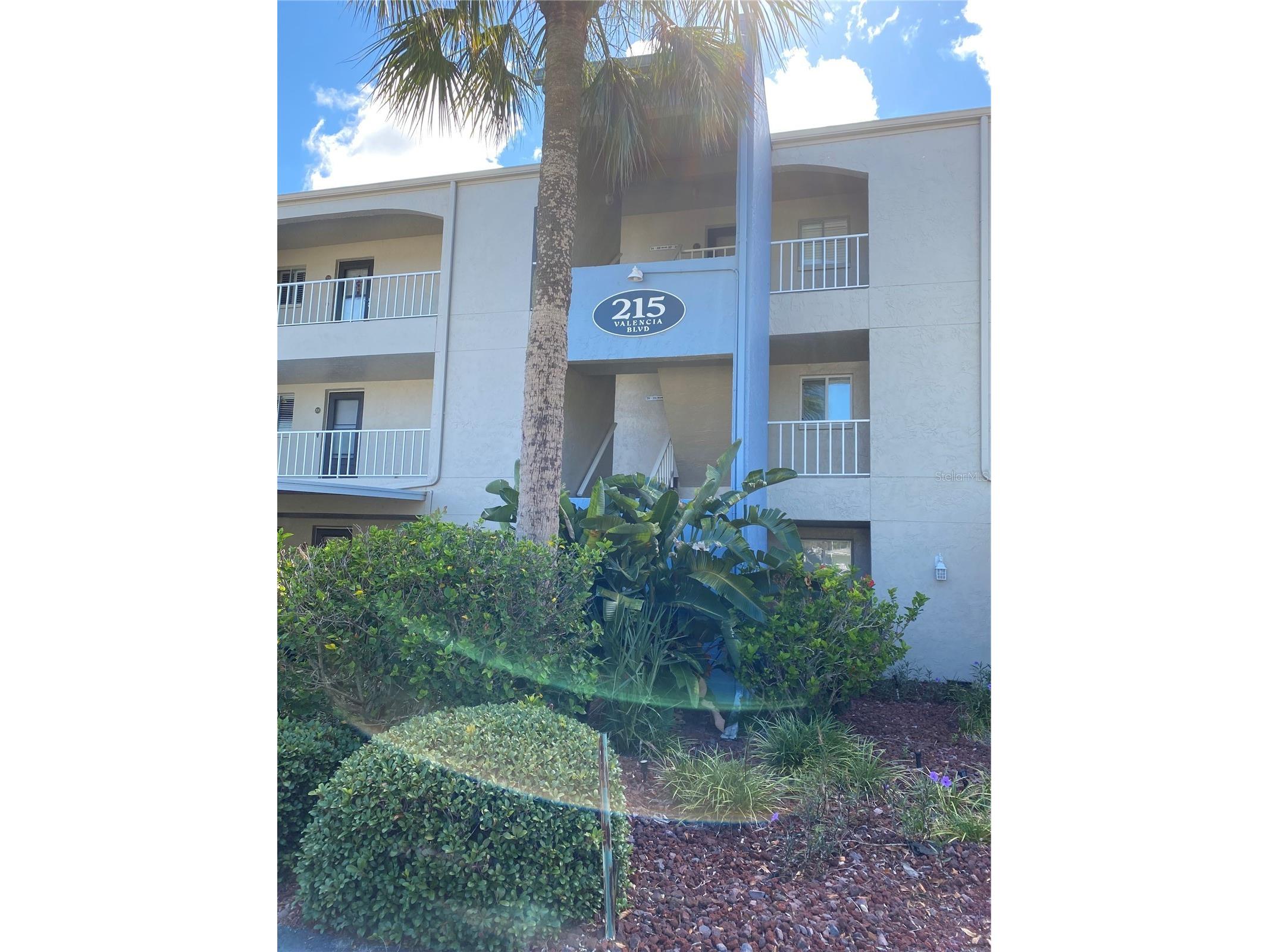 215 Valencia Boulevard #303 Belleair Bluffs FL 33770 TB8518248 image1