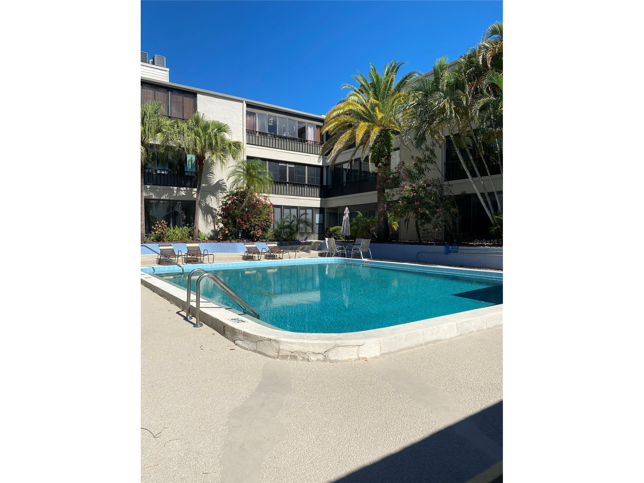 215 Valencia Boulevard #303 Belleair Bluffs FL 33770 TB8518248 image14
