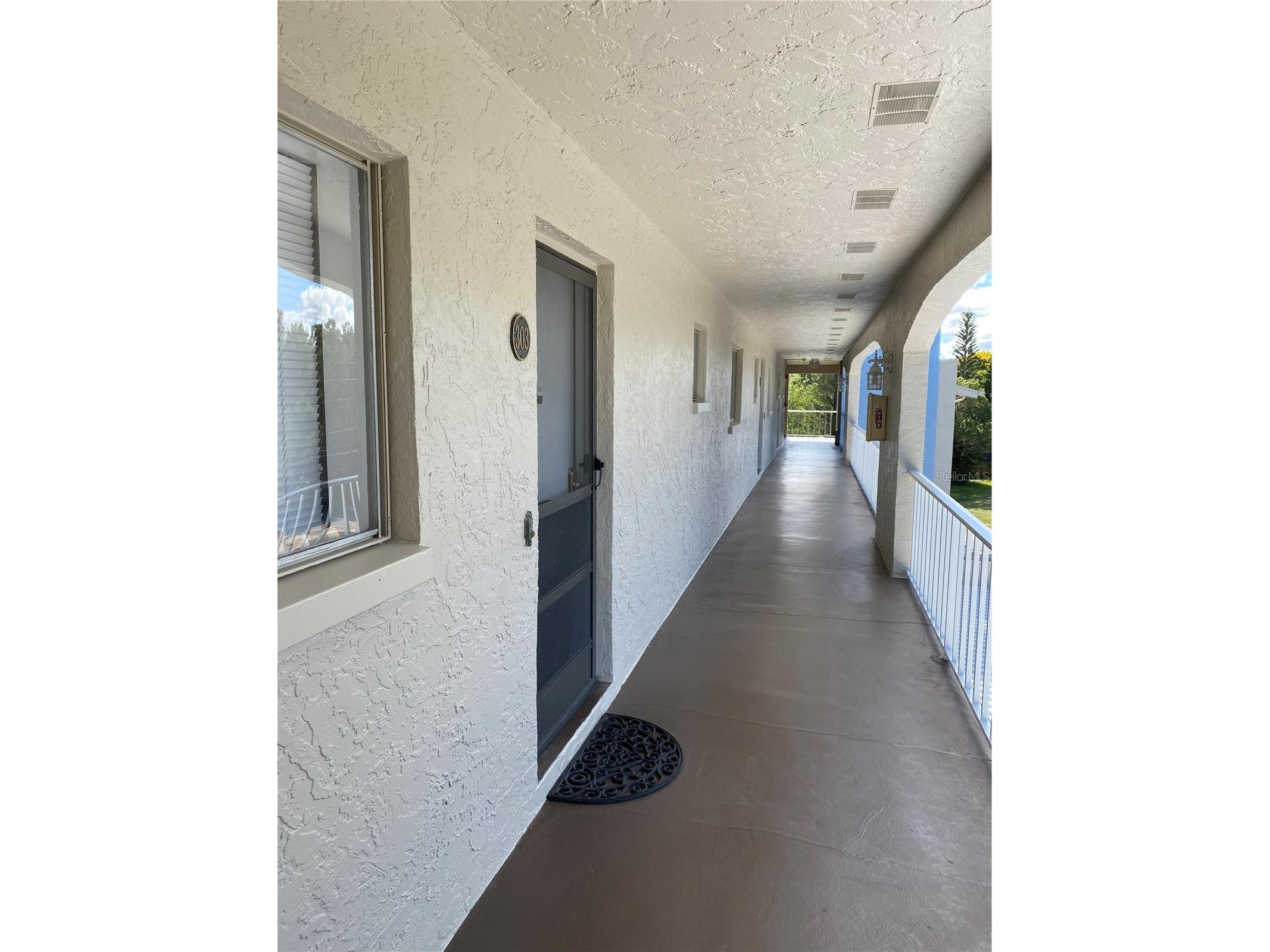 215 Valencia Boulevard #303 Belleair Bluffs FL 33770 TB8518248 image2